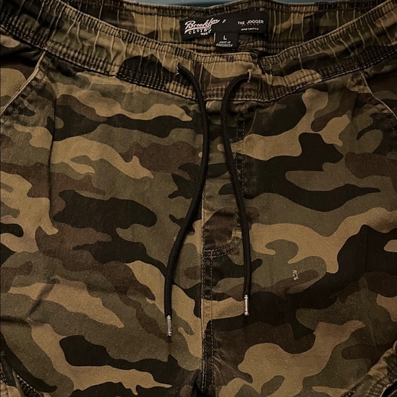 Brooklyn Cloth Camouflage Joggers - Picture 1 of 7
